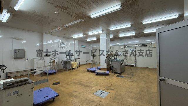 瓦屋町ビルの内装