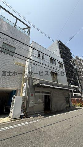 瓦屋町ビルの外観