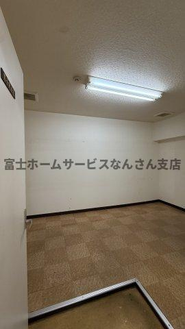 瓦屋町ビルの内装