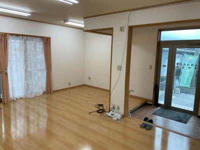 【玄関】 | 広島市南区向洋大原町