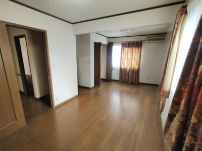 【洋室】 | 広島市南区仁保南１丁目 | ※CGで家具小物等を消したイメージです。