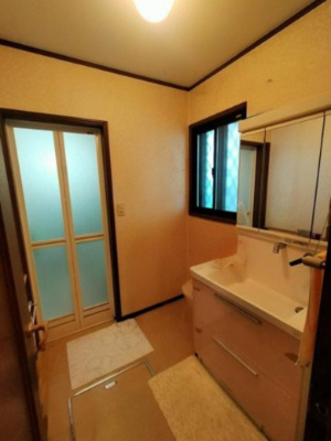 【独立洗面台】 | 広島市南区仁保南１丁目 | ※CGで家具小物等を消したイメージです。