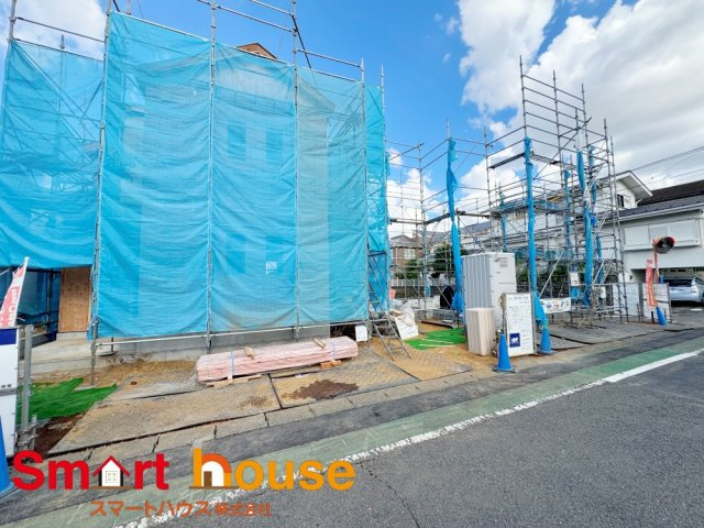 座間市立野台２丁目　新築全3棟の駐車場
