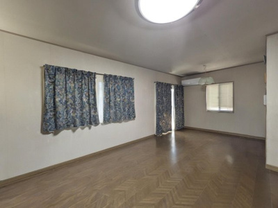 【居間・リビング】 | 安芸郡府中町瀬戸ハイム４丁目 | ※CGで家具小物等を消したイメージです。