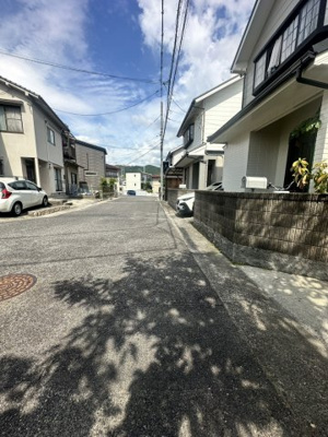 【前面道路含む現地写真】 | 府中町青崎東　周辺環境が整ったエリア　スーパー・教育施設充実の立地