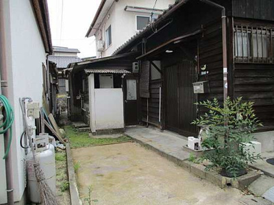 【外観】 | 岩国市門前町2丁目　賃収物件