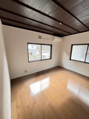 【洋室】 | 広島市安佐北区亀山南2丁目　収益戸建