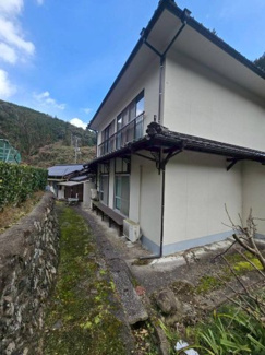 【外観】 | 岩国市美川町根笠山之内　収益戸建