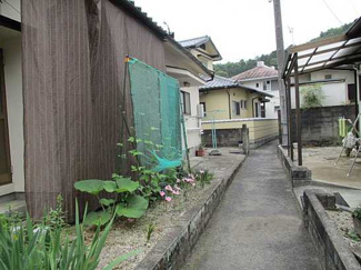 【前面道路含む現地写真】 | 大竹市元町3丁目　賃収物件