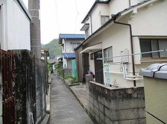 【前面道路含む現地写真】 | 大竹市元町3丁目　賃収物件