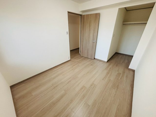ヴォルフスガルデン熊本南の洋室