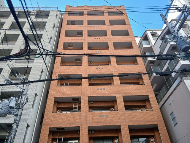 プレサンス神戸三宮の外観