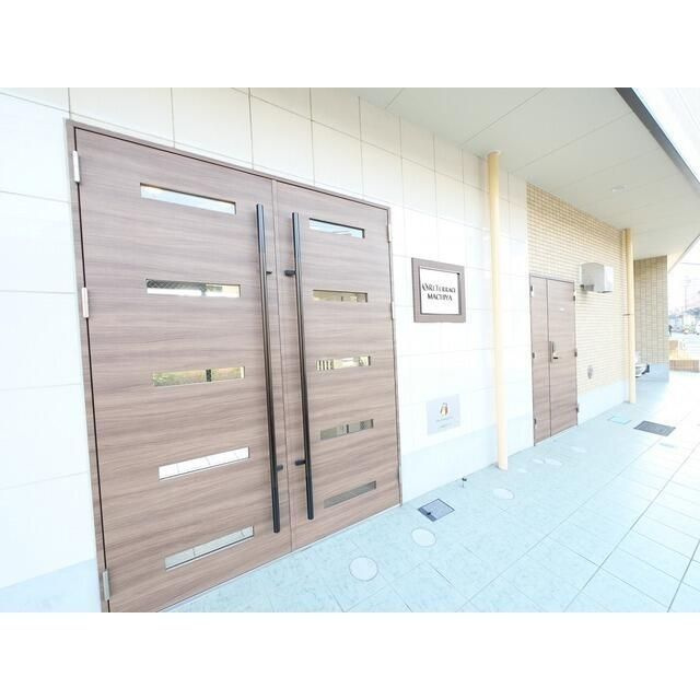 リテラス町屋のエントランス
