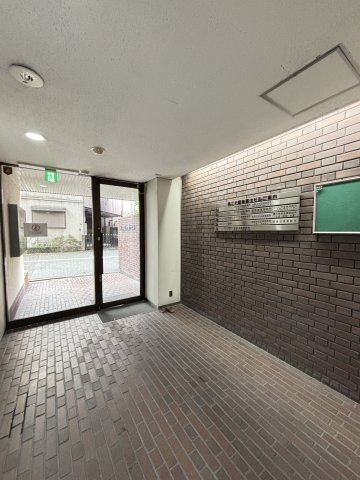 第二大阪弁護士ビルのロビー