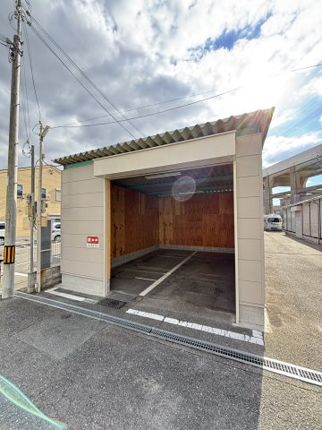 荒川プレハブ倉庫の外観