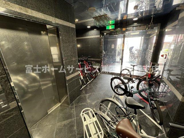 大阪市浪速区恵美須西２丁目の事務所のロビー