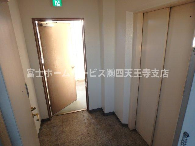 東大阪市小阪１丁目の店舗事務所の内装