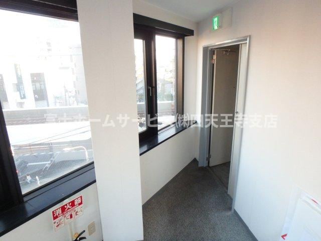 東大阪市小阪１丁目の店舗事務所の内装
