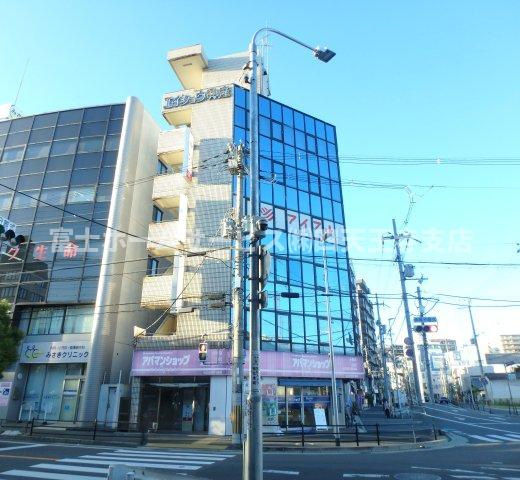 東大阪市小阪１丁目の店舗事務所の外観