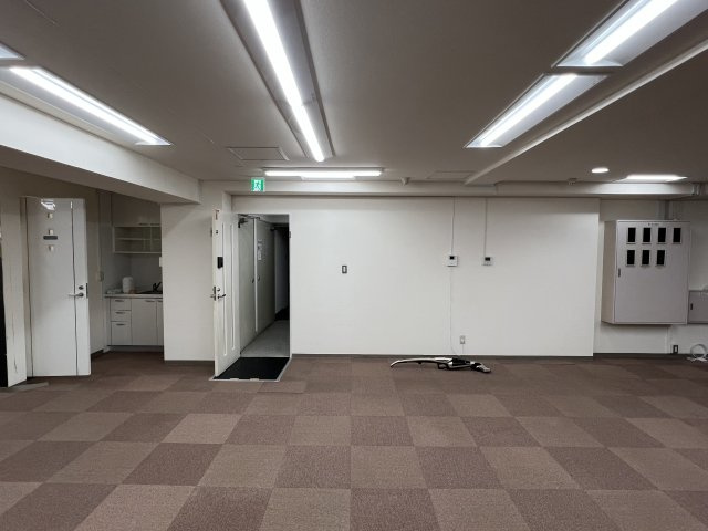 西大手前ビルの内装