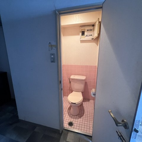 新栄プロパティー昭和町のトイレ