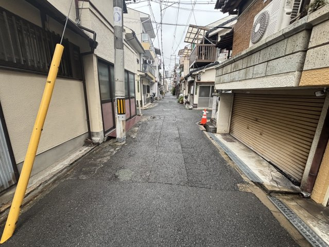 生野区勝山南１丁目駐車場付き戸建の駐車場