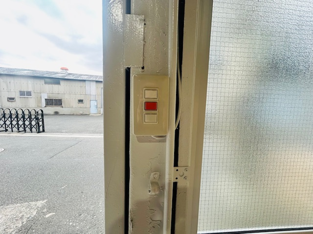 東大阪市衣摺貸し倉庫の設備