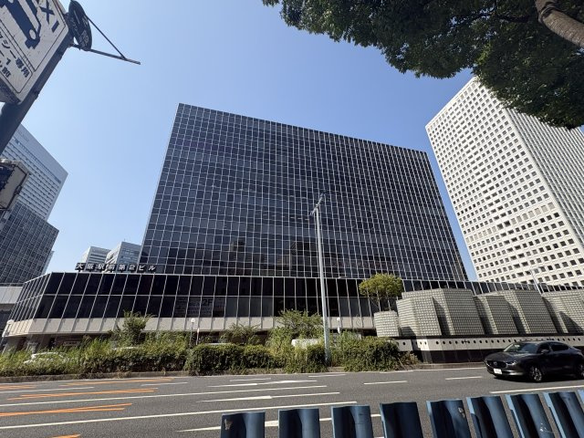 大阪駅前第2ビル の外観