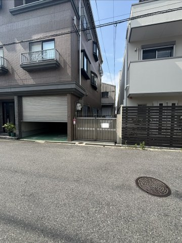 巽東2丁目倉庫の外観