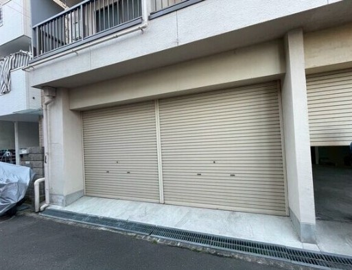 D2ハウスの玄関