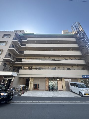 ニュー京阪マンションの外観