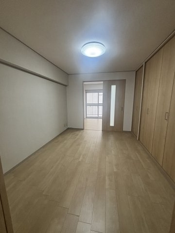 ニュー京阪マンションの居間・リビング