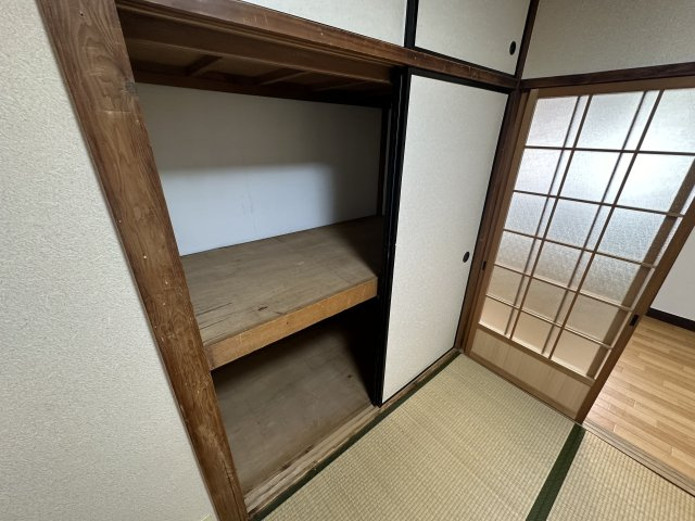 松本文化住宅の収納
