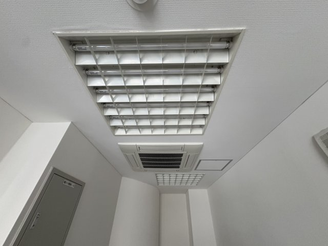 ケイアンドエイビルの設備