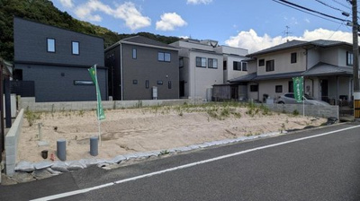 【前面道路含む現地写真】 | 広島市東区温品三丁目1号地新築一戸建て