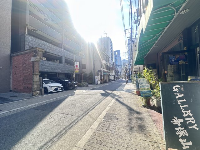 大阪市北区西天満４丁目の店舗事務所の周辺