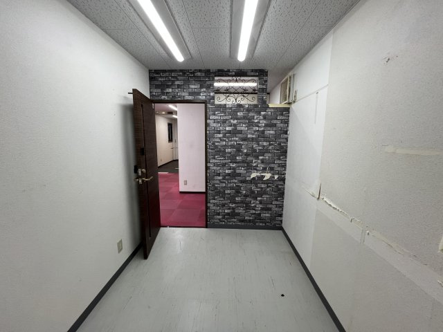 木本ビルの内装
