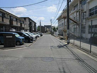 【前面道路含む現地写真】 | 広島市安佐南区山本３丁目