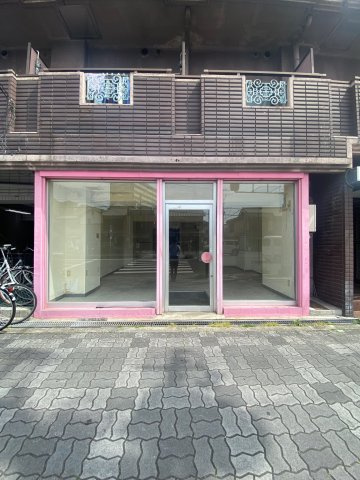 ラヴィ城北の外観