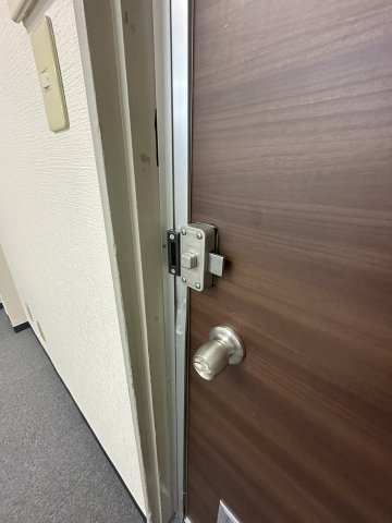大阪市中央区安土町１丁目の事務所の設備