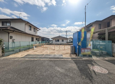 【外観】 | 【瀬戸ハイム4】ZEH×オール電化の省エネ住宅！駐車3台可 | 落ち着いた暮らしをかなえる閑静な住宅街。
暮らしやすさで人気の安芸郡府中町の物件です。
住宅購入のことなら全てサポートしています！理想の住まいを実現いたします。