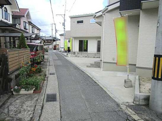 【前面道路含む現地写真】 | 川内2-No.5　LDK20帖＆小屋裏収納付きオール電化住宅