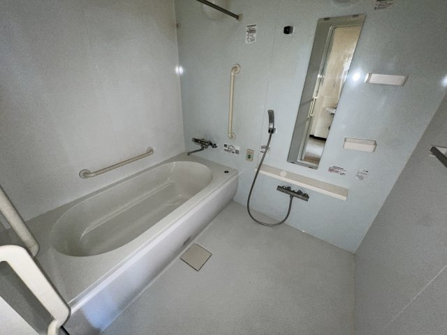 キューブ上町台の浴室
