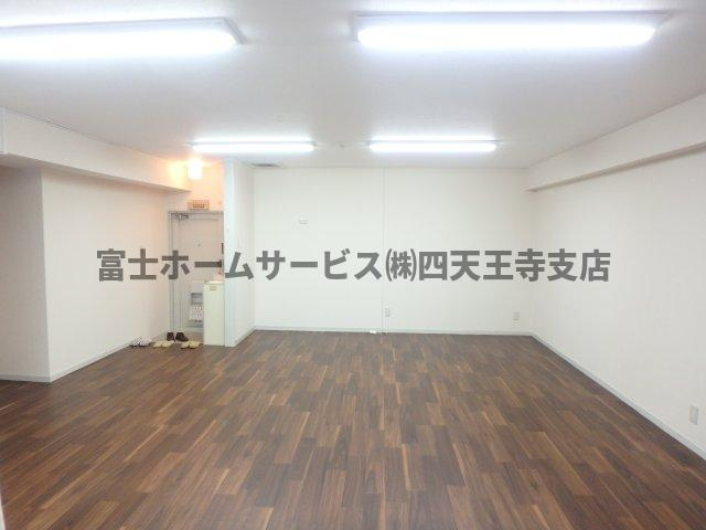 岡田ビルの内装