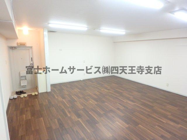 岡田ビルの内装
