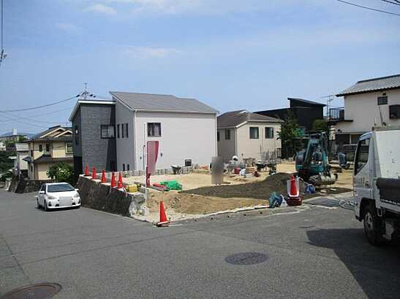 【前面道路含む現地写真】 | 広島市西区己斐上２丁目No.1 己斐共立ハイツ