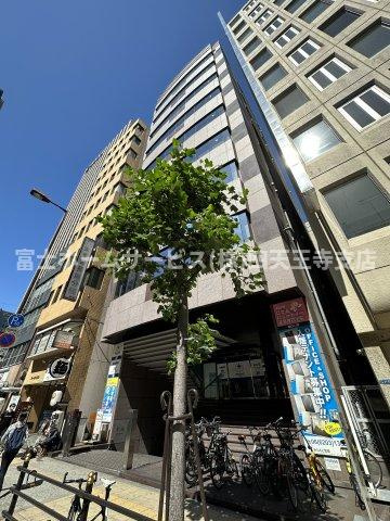 大起興産長堀橋ビルの外観
