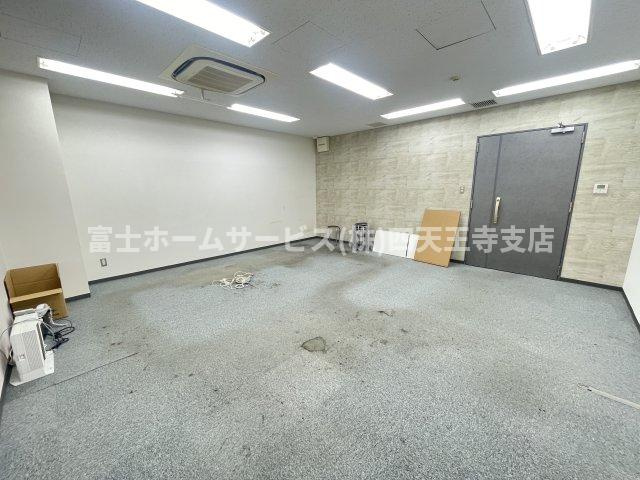 大起興産長堀橋ビルの内装