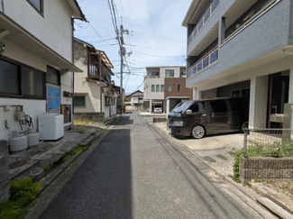 【前面道路含む現地写真】 | 広島市東区尾長東１丁目　中古戸建