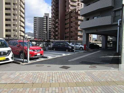 【駐車場】 | Ｄ’クラディア西原駅前